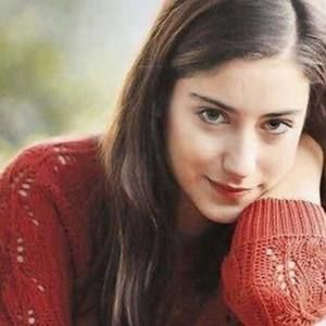 Meet your Posher, Feriha